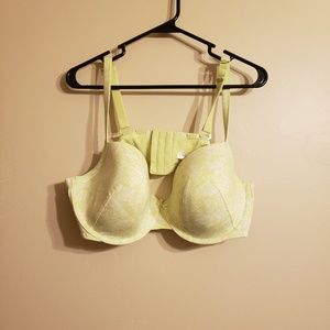 Cacique T Shirt Bra 44 DD